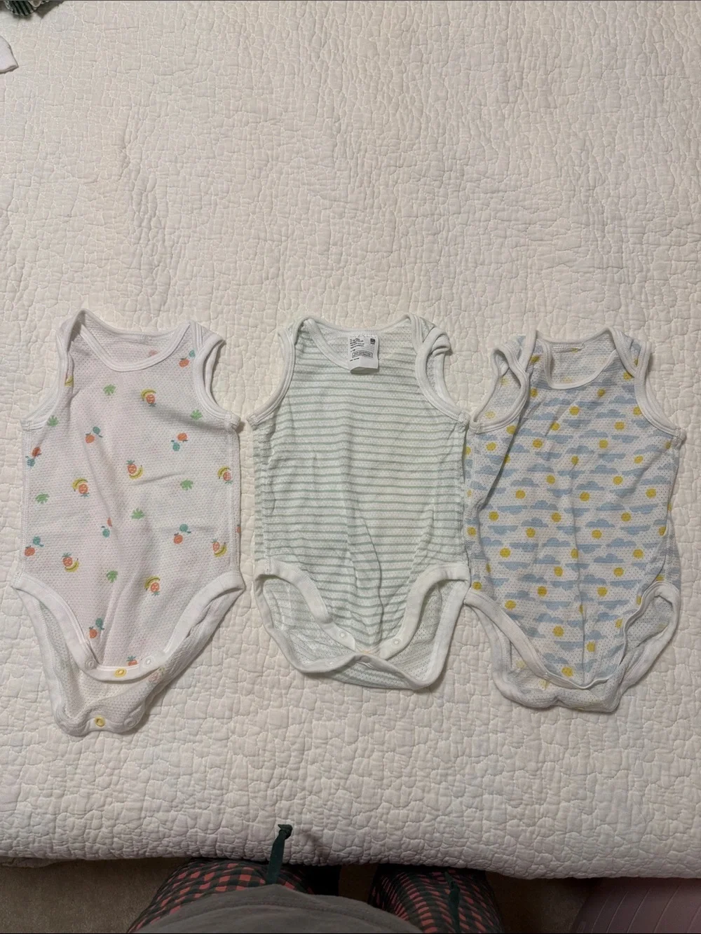 Uniqlo 6-12 months mesh Sleeveless One-Piece Bodysuit Pack - White, Light Green,